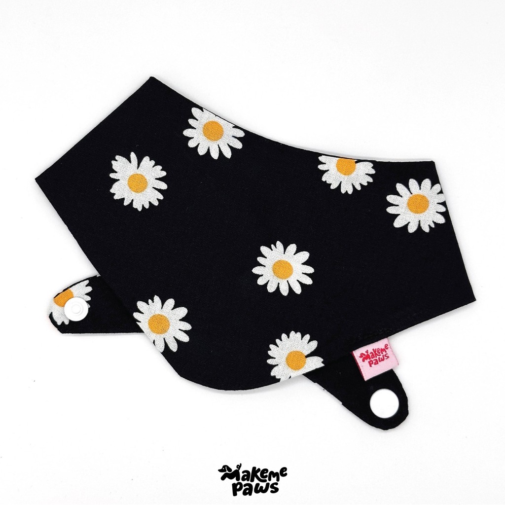 Black Daisy Bandana ลายเดซี่ดำ ผ้าพันคอสัตว์เลี้ยง สุนัข หมา แมว