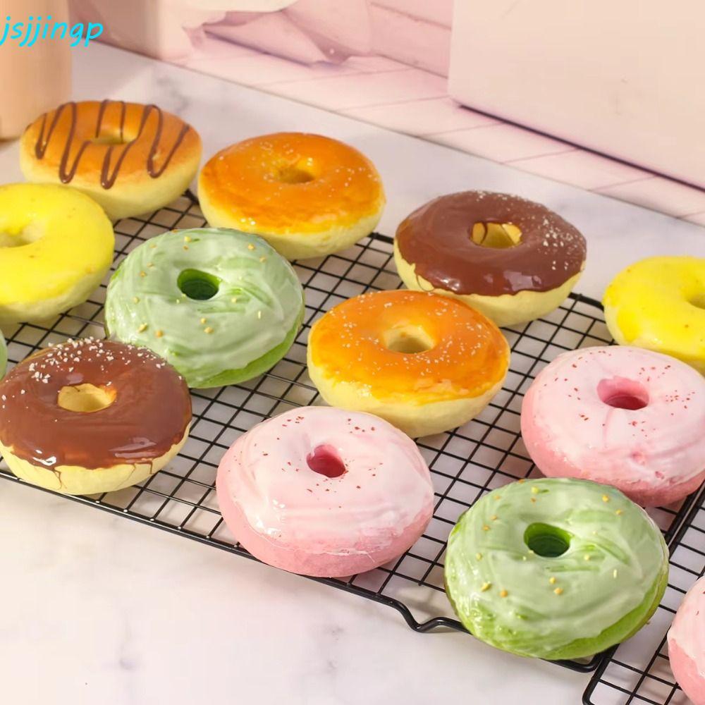 JSJJINGP Doughnut ขนมปังบีบของเล่น, มือผ่อนคลายช้า Rebound จําลองขนมปังบีบของเล่น, Creative Soft Food Shape PU Sensory Fidget ของเล่นเด็กผู้ใหญ่