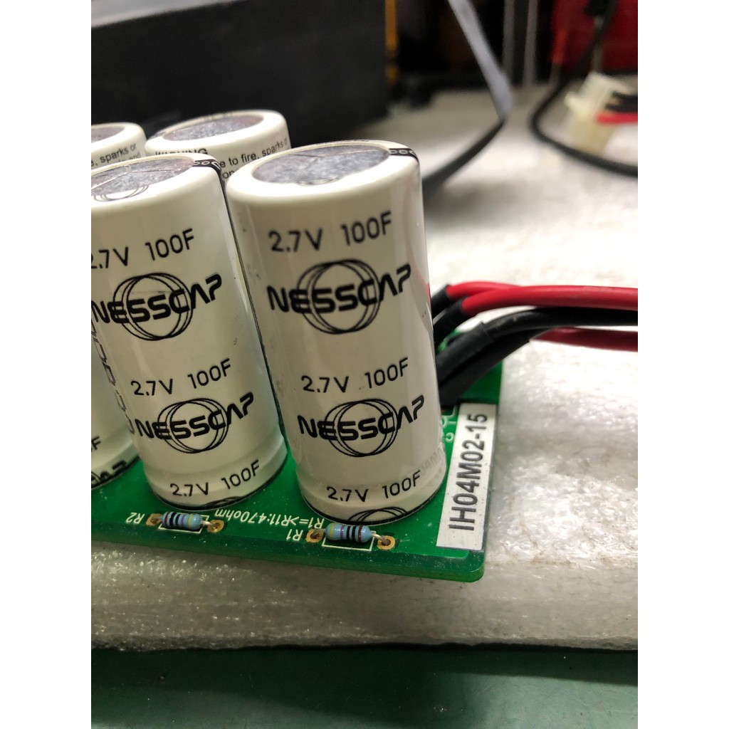 เกาหลี NESSCAP ESHR-0050C0-002R7 2.7 V50F Super Ferra Capacitor ยี่ห้อใหม่