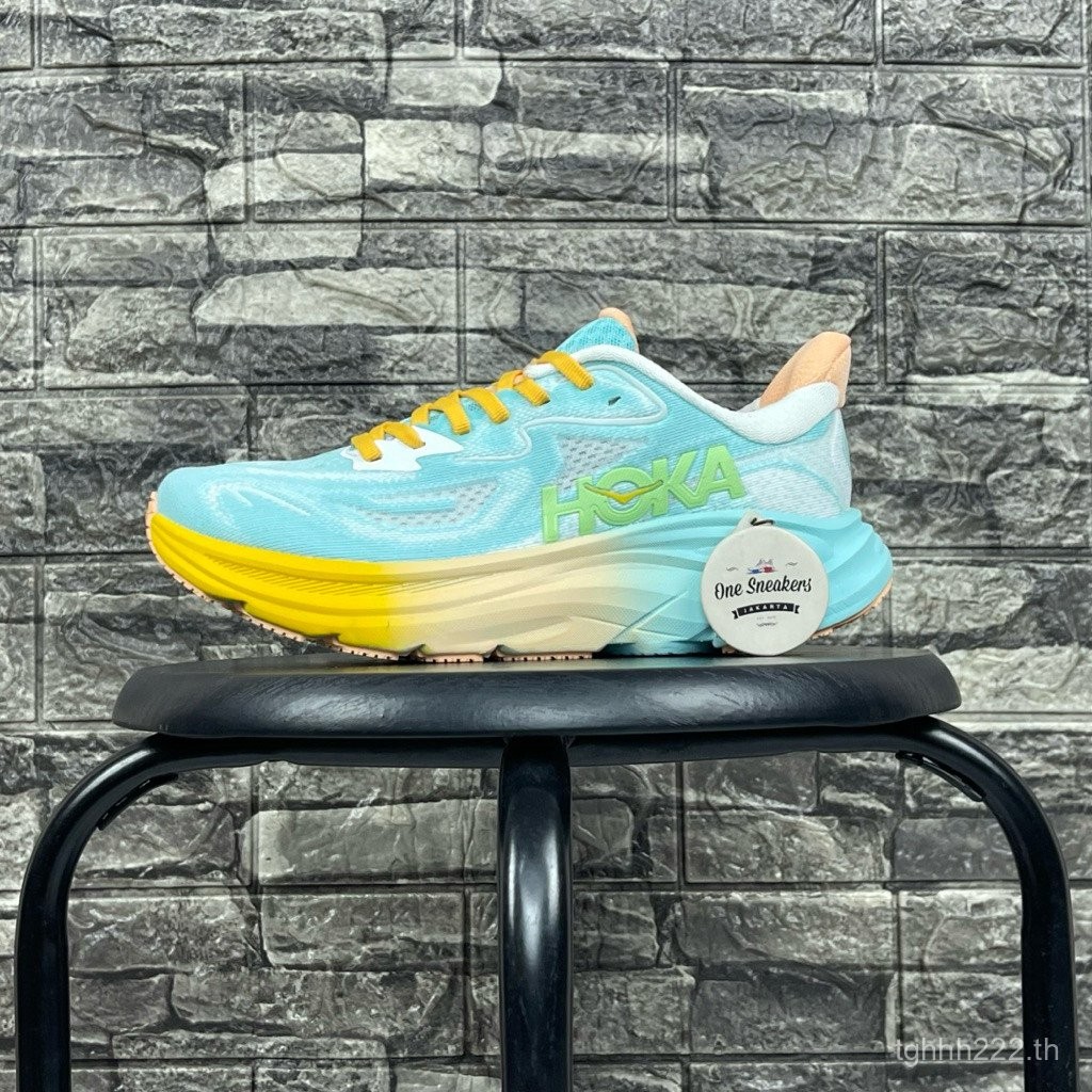 HOKA ONE ONE CLIFTON 10 RUN CLUB PACK