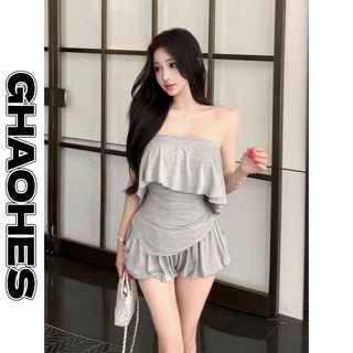 GHAOHES สาวฮอตเสื้อยืดแขนสั้นไหล่เอียงกางเกงขาสั้นดอกตูมชุดสองชิ้นสีเทา S-XL