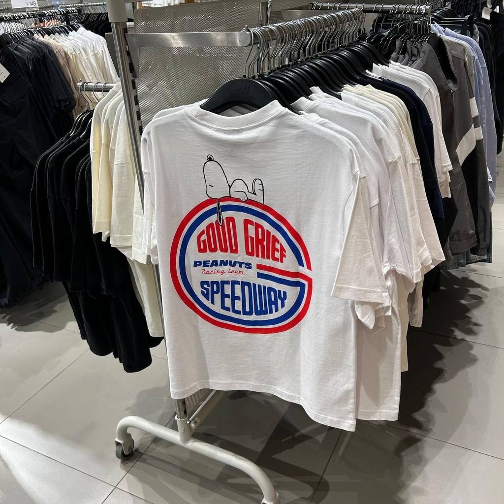 H&M ชม.&ม เสื้อยืดคอกลมแขนสั้นพิมพ์ลายหลวมอเนกประสงค์แบบใหม่สําหรับผู้ชาย 1268967