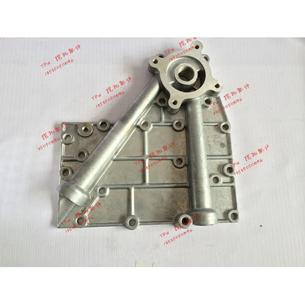 4D95 ฝาครอบเครื่องทําความเย็นน้ํามันสําหรับ Komatsu PC60-6 PC60-7 PC120-5 PC60-7/100/200-5