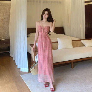 เดรสสายเดี่ยวลุคฮานยู สไตล์พักผ่อนร้อน สีหวาน ตัวรัดเอว ดีไซน์มัดปม ดรีสยาวฤดูร้อน 2026 สำหรับสาวๆ