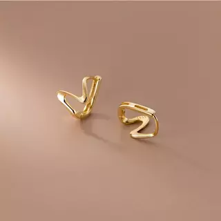 Ella Earrings ต่างหูเงินแท้ S925 [MERCELO]
