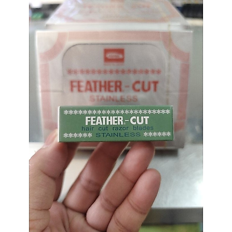 ของแท้💯ใบมีดโกนขนนกกันคิ้ว FEATHR-CUTกล่องเล็ก 12 ใบมีด