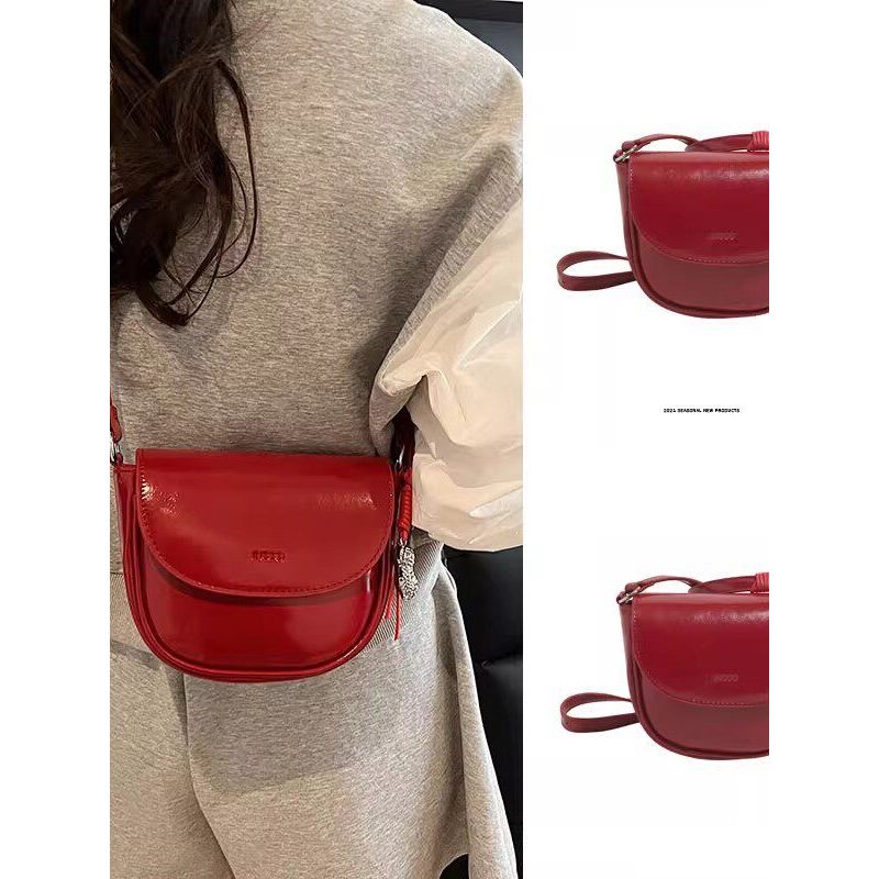 Japan Japan Japan フッョ Defore Work Commuter Crossbody Small Red Wedding Bag Saddle Bag Mobile Phone B