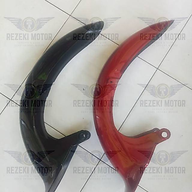 MERAH Honda C70 บังโคลนหน้าสีดําแดง