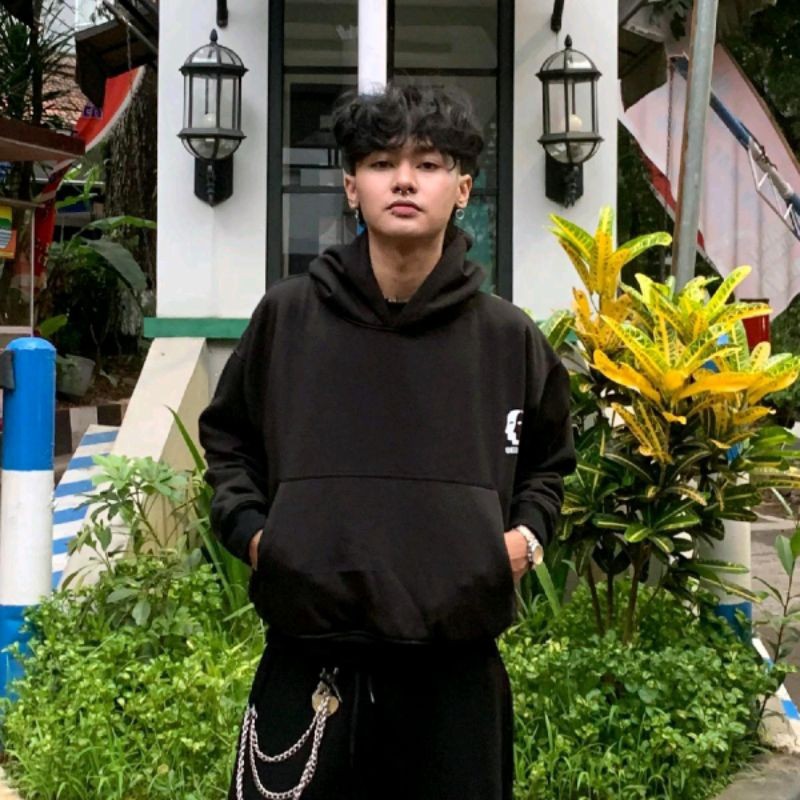 Seeking - เสื้อฮู้ดโอเวอร์ไซส์ Seeking Boxy 400-420 Gsm Addicted Black