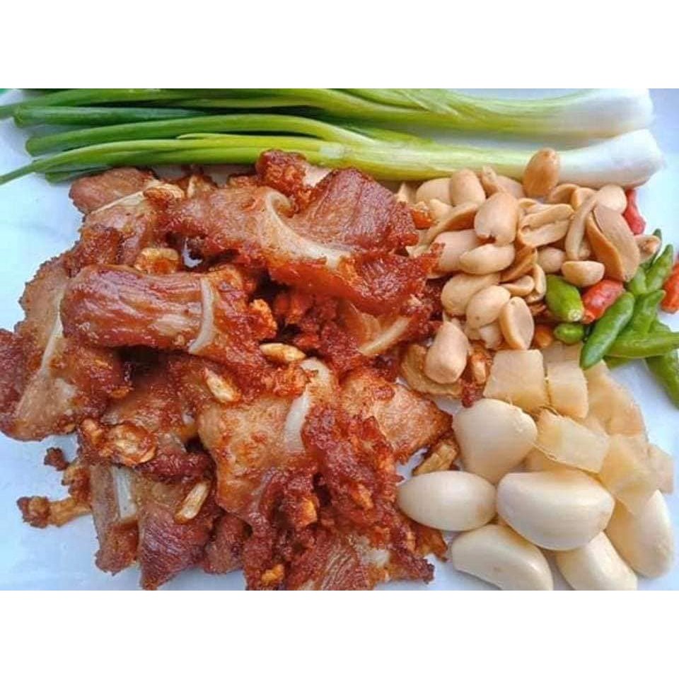(พร้อมส่่ง) แหนมกระดูกอ่อน ( แพค 500 กรัม / 1 กิโลกรัม ) แหนมกระดูกอ่อนหมู แหนมอร่อย  เปรี้ยวแบบธรรมชาติ