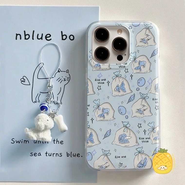 สําหรับ IPhone 16 15 14 13 12 11 Pro Max X XR XS Max 7 8 Plus Blue Little Fish Lucky Dog จี้เคสโทรศัพท์ปกอ่อน