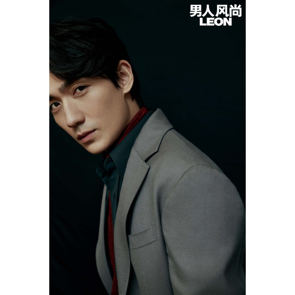 Zhu Yilong ปกนิตยสารฟรีโปสเตอร์อย่างเป็นทางการ Man แฟชั่นนิตยสาร สิงหาคม 2018 Journal Zhu Yilong