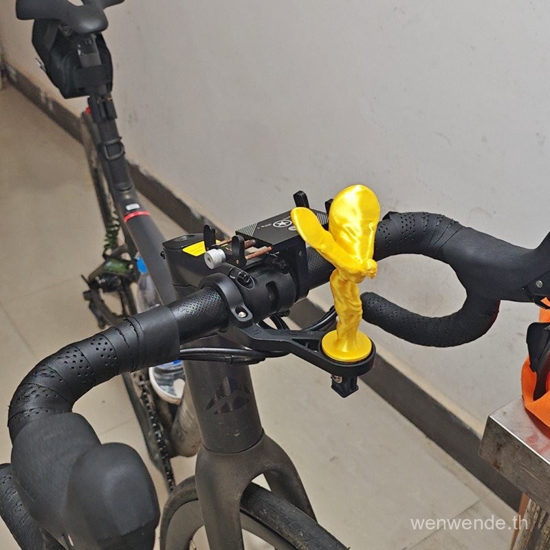 จักรยานเสือหมอบพร้อมเครื่องประดับโลโก้ Roll-Royce Little Golden Man และการพิมพ์ 3D สไตล์_universal_C