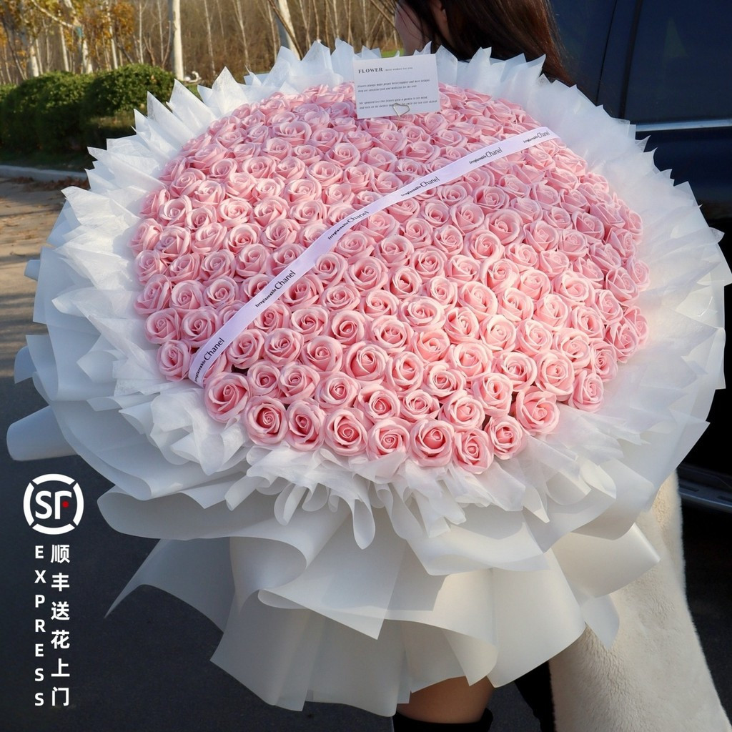 ช่อLarge Super Pink Fake Roses - ของขวัญเซอร์ไพรส์วันเกิดและวาเลนไทน์สำหรับเธอ