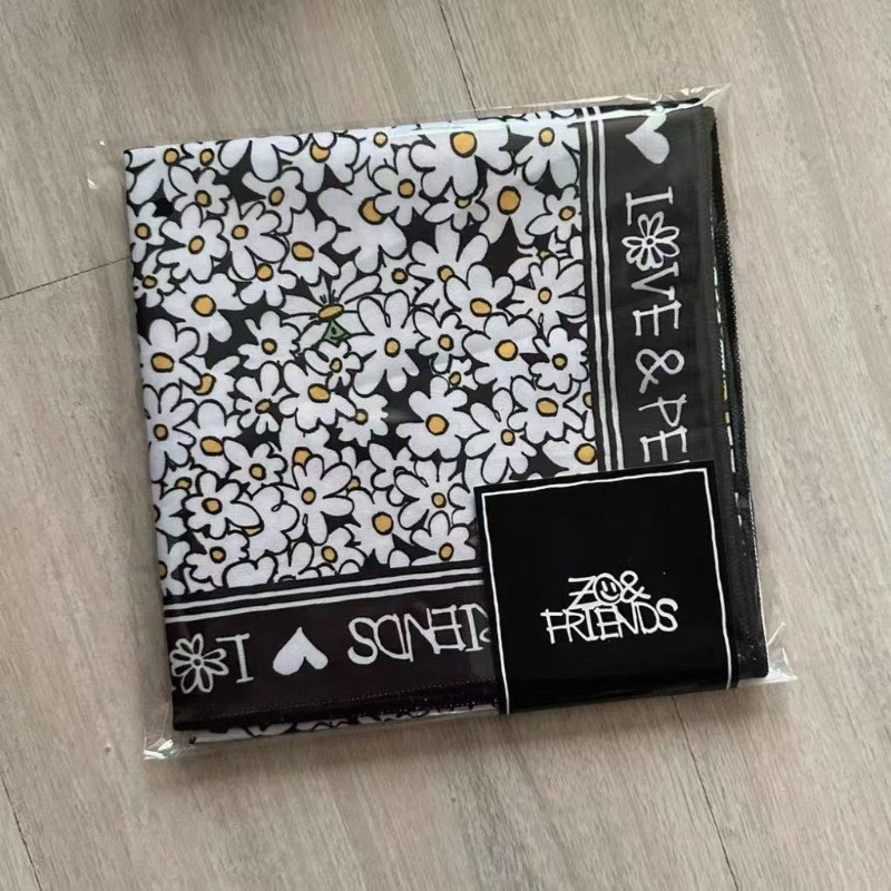 Kpop Idol G-DRAGON Collaboration ZOA ผ้าเช็ดหน้าผ้าฝ้ายผ้าพันคอ GD Square Silk Scarves สินค้าไอดอล