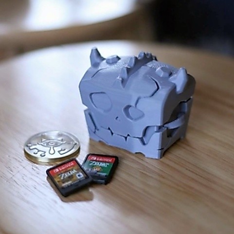 Bokklin Chest Nintendo Switch Cartridge Holder (หน้าอก Zelda)