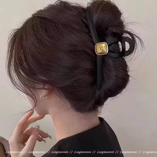 กิ๊บติดผมดีไซน์ฉลาม ขนาดใหญ่ 13ซม. สีแบล็กเมทคุณภาพสูง
