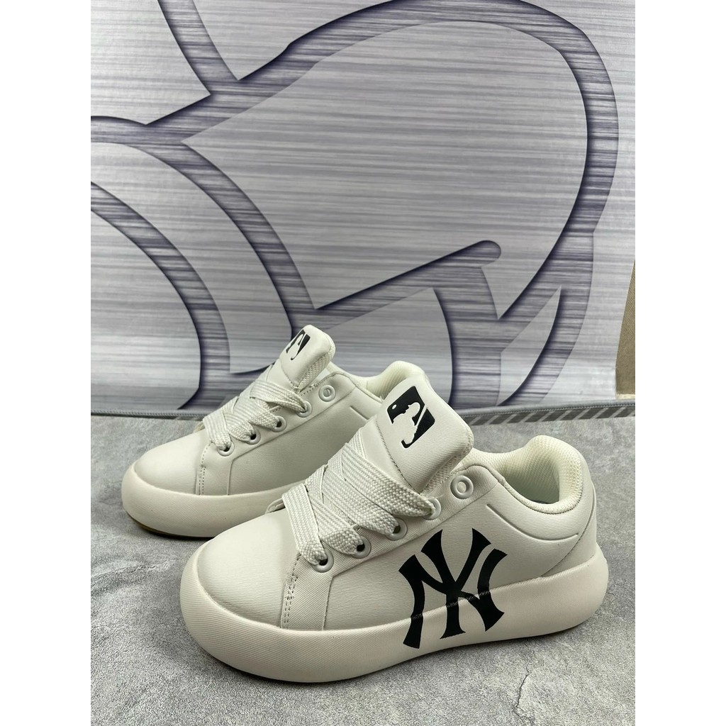 MLB Chunky Classic 24SS Yankees Bread Shoes Floral NY Label Number 36-44