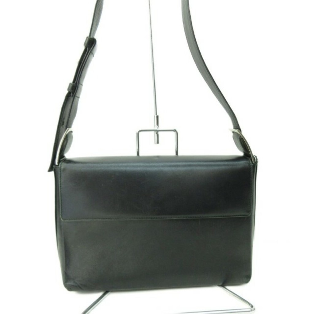 Salvatore Ferragamo Shoulder Bag VARA black Direct from Japan Secondhand
