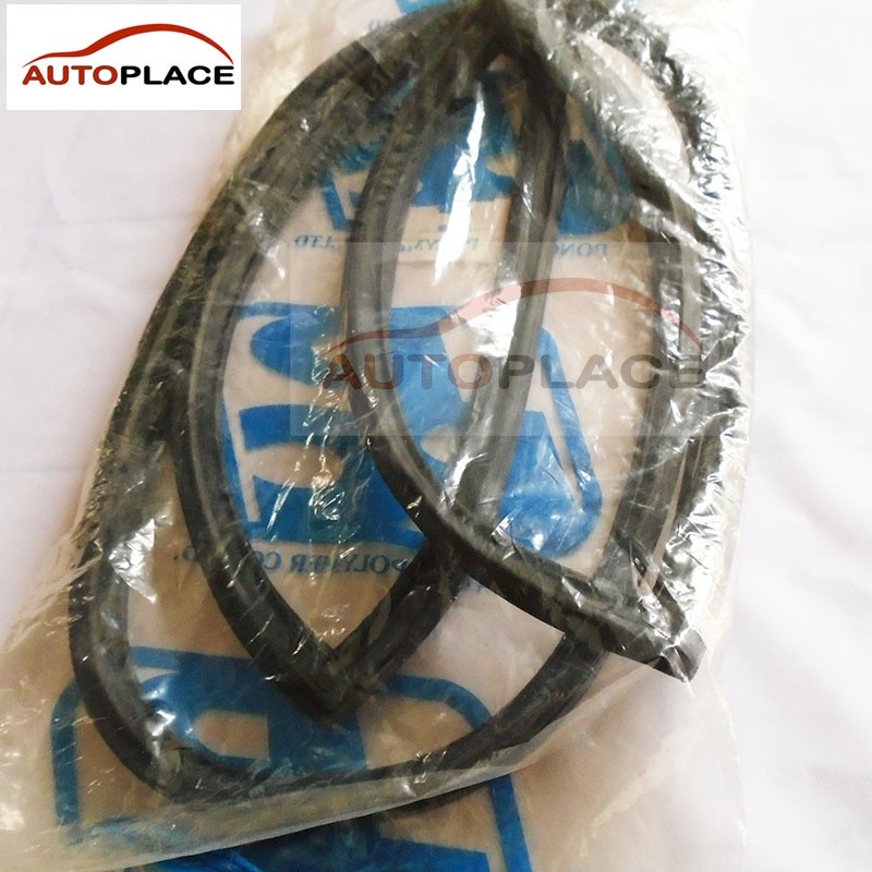 (พร้อมส่ง) ยางกระจกหลัง Toyota Hilux RN30 LN40 ปี 1978-83 โตโยต้า ไฮลักซ์  Rear Weatherstirp ยางแท้ 