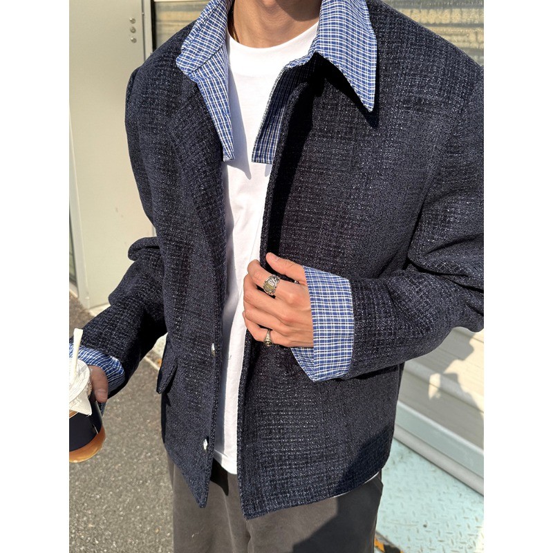 Dueplay แจ็คเก็ตสำหรับผู้ชาย แบบสองชิ้นประกบปก สไตล์ลำลองสั้น อเมริกัน สูง ถนน หลวมแจ็คเก็ตผู้ชายและผู้หญิงฤดูใบไม้ร่วงและฤดูหนาวปลอมสองชิ้นหล่อลายสก๊อตปกเสื้อ - รูปที่ 5