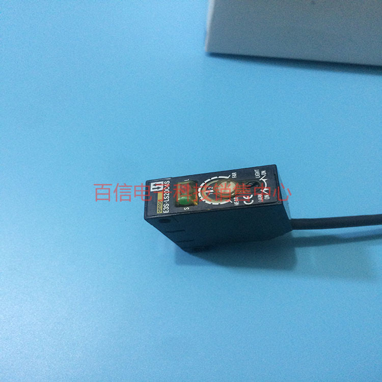 ขายเซ็นเซอร์ Optoelectronic E3S-LS20C4S LS10C4S E3S-LS5C4S E3S-LS5B4S1