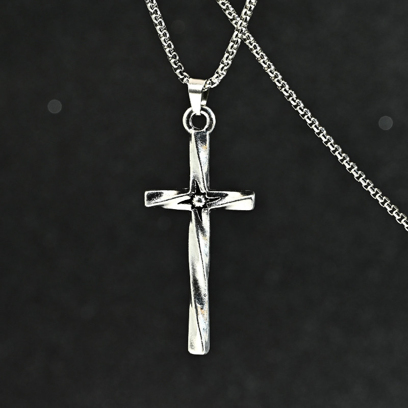 สร้อยคอมetallic titanium steel ทรงโซ่อย่างหรู สไตล์ฮิปฮอปย้อนยุค