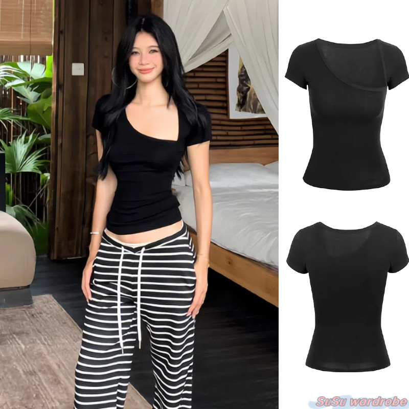 SuSu 🎀พร้อมส่ง🎀เสื้อยืด เซ็กซี่และทันสมัย แขนสั้น เสื้อพื้นฐานคอ斜สีดำ ฟิตพอดีตัว ใส่ได้หลายโอกาส FYP