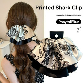 สร้อยคอมุกและสร้อยคอแบบแซทิน พิมพ์ลายหางม้าและเล็บ มีคลิปหนี…