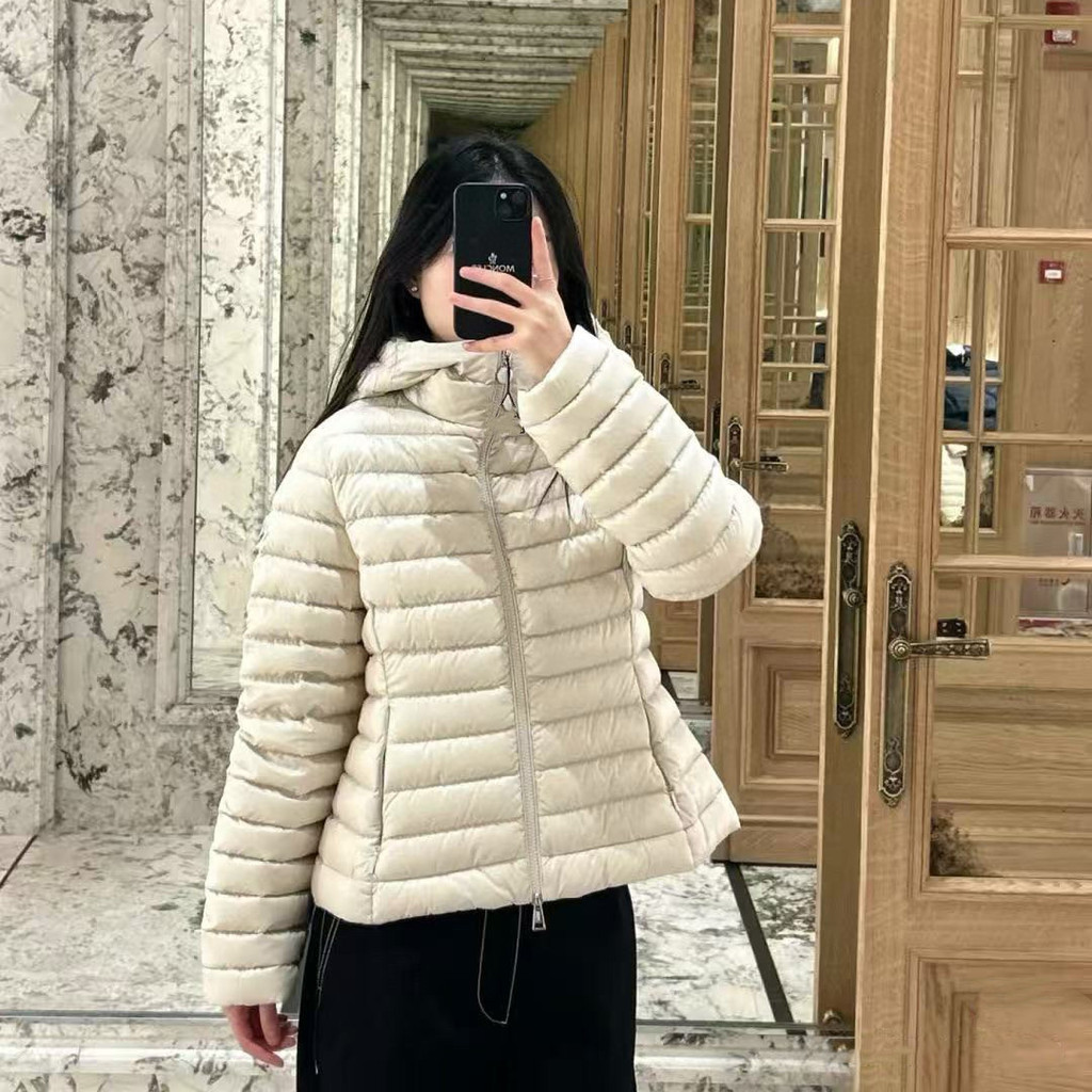 Moncle* Short Goose Down Thick Slim Fit Down Jacket Women's Outerwear