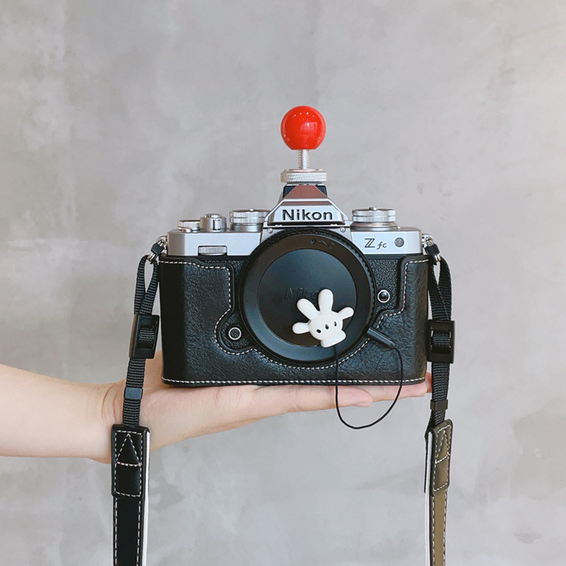 เหมาะสําหรับ Nikon ZFC กระเป๋ากล้องเฉพาะหนัง ZFC ฐานป้องกันกรณี Nikon อุปกรณ์เสริมแบตเตอรี่แบบถอดได้