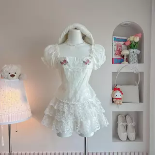 Creamy look เสื้อดีเทลน่ารักโทนสีครีม แมทกางเกง (มีขายแยก)