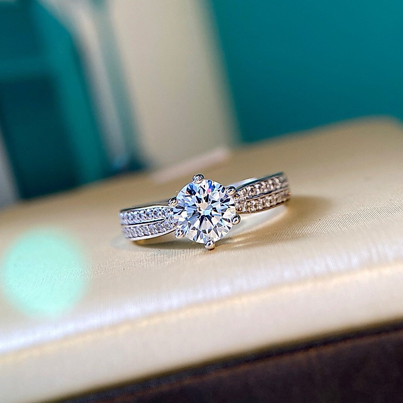 soraya แหวนเพชร Moissanite (โมอีส) 2 ct พร้อมใบเซอร์GRA เงินแท้ 92.5%