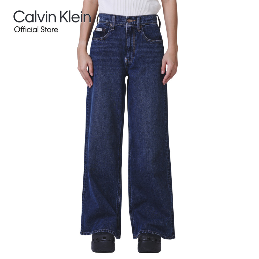 CALVIN KLEIN กางเกงยีนส์ผู้หญิงเอวสูงขากว้าง Ultra High Wide Leg  รุ่น 47B936G U3N - สีน้ำเงินเข้ม