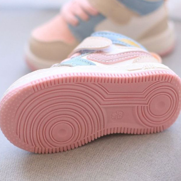 รองเท้ามาการองสีชมพูสำหรับเด็กหญิง อายุเริ่มหัดเดิน ออกแบบให้มีการระบายอากาศดี - รูปที่ 2