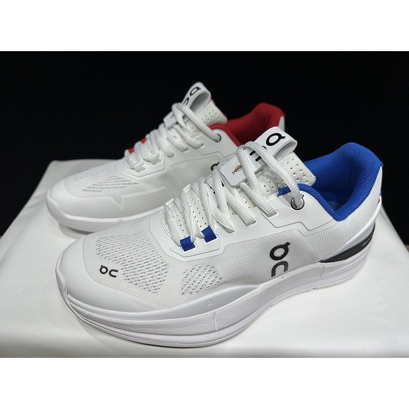 On Federer x The Roger Pro รองเท้าเทนนิสผู้ชายผู้หญิงน้ําหนักเบาระบายอากาศทนทานไม่ลื่นรองเท้าผ้าใบเบาะกลางแจ้ง court การฝึกอบรมรองเท้ากีฬาลําลอง XY4M