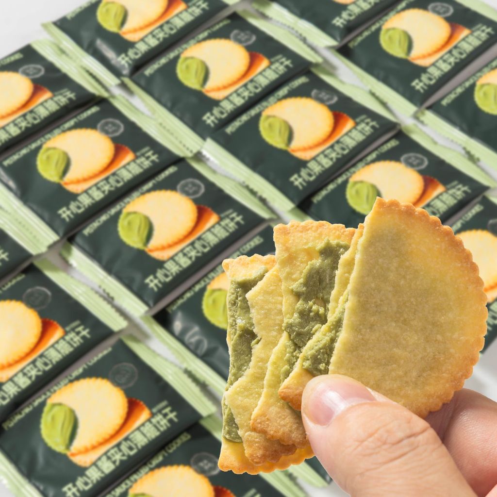 YunBox MunchiesPistachio Matcha Cream Biscuits - Rich & Crispy Pistachio Matcha Cream Sandwich Cooki