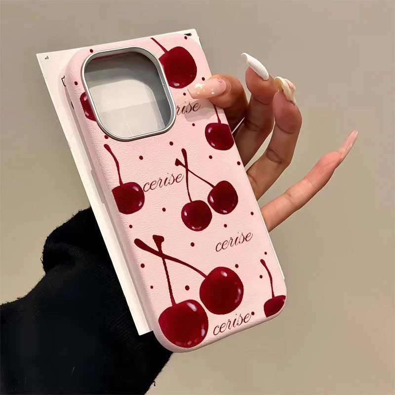 เคสไอโฟน 11 น่ารักสีแดงเชอร์รี่พื้นผิวหนังนุ่ม สำหรับ IPhone 17 AIR 16 13 15 11 14 12 Pro Max 16 14 15 Plus XR X XS Max