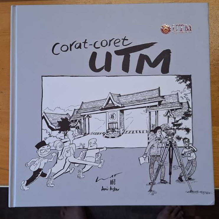 (UTM) CORAT-CRET UTM 2015 : การ์ตูนโดย LAT HARDCOVER