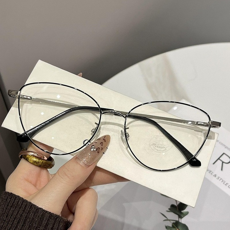 (แว่นตา + กล่องแว่น)แว่นตาแฟชั่น แว่นตาสายตาสั้น -0.50°~-6。00° แว่นตาป้องกันแสงสีฟ้า แว่นตานักเรียน เวอร์ชั่นเกาหลี สไตล์วินเทจ เหมาะสำหรับทั้งชายและหญิง 1053 - รูปที่ 3