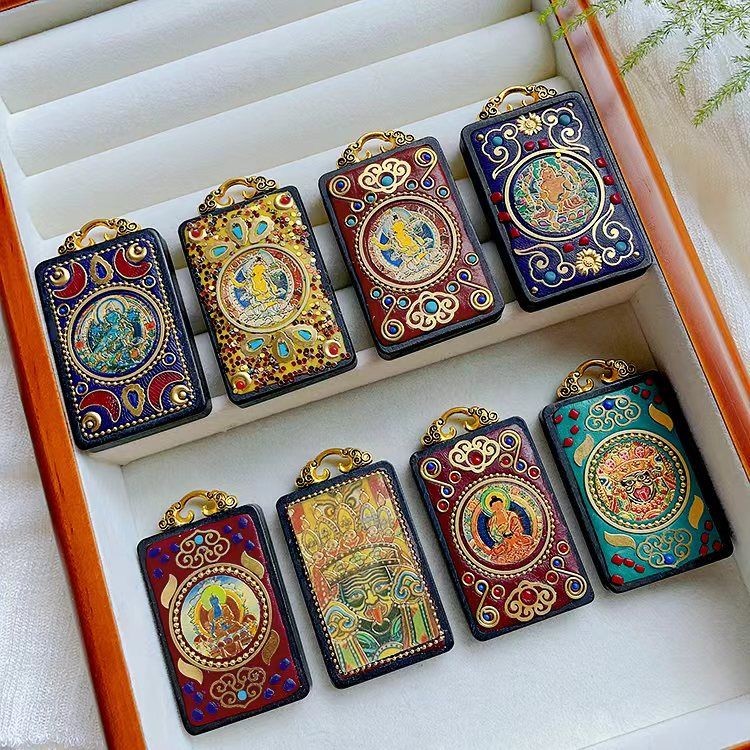 สร้อยคอมหัศจรรย์ ebony ในสไตล์เรโทรเนปาล พร้อมอุปกรณ์เสริมสำหรับเสื้อกันหนาว