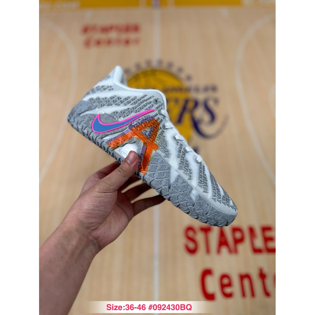 รองเท้าบาสเก็ตบอล Nk Ja 3 Morant 3