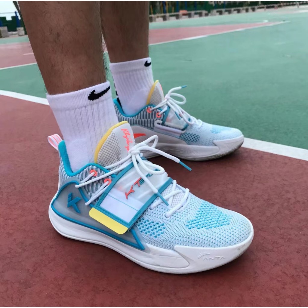 Anta รองเท้าบาสเก็ตบอลผู้ชาย Thompson KT Splash รุ่นที่ 2 Breathable Low-Top รองเท้าผ้าใบต่อสู้จริง 