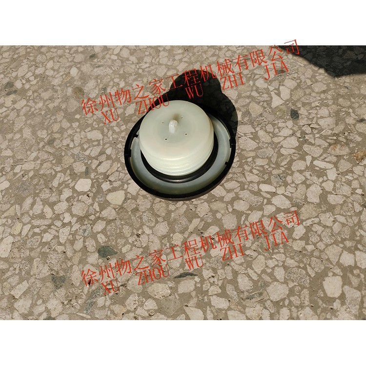 800155054  XE35UD16D05-1 ฝาถังน้ํามัน Xu Gong Excavator XE35U อุปกรณ์เสริม