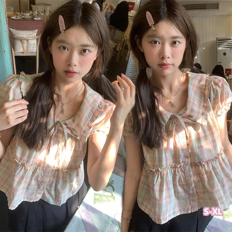🌻Grace🌻 เสื้อเชิ้ตลายสก็อตสีสันสดใส แขนสั้น ผูกโบว์ Doll Collar เสื้อเชิ้ตแขนสั้นสีชมพู เสื้อสั้นน่ารัก W625