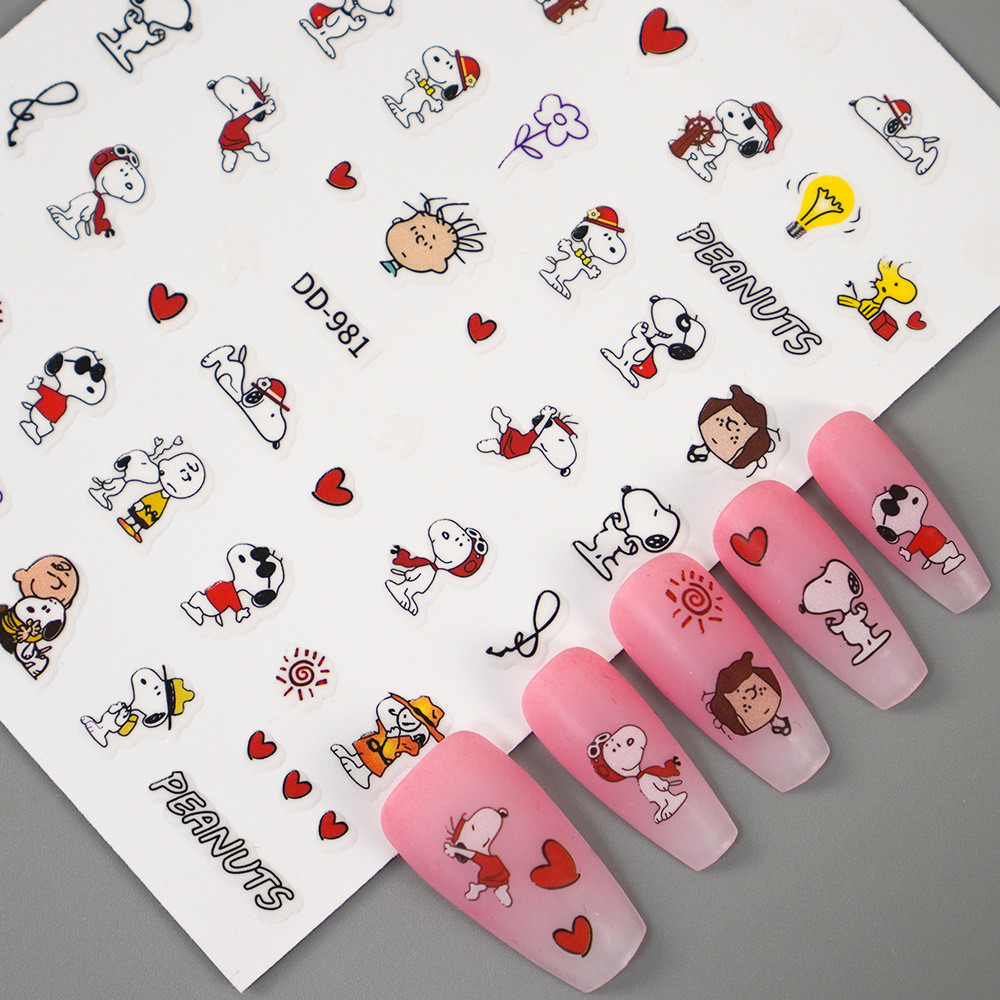 Redanco สไตล์ใหม่ 3D ขายร้อนการ์ตูนน่ารัก Snoopy สติกเกอร์แต่งเล็บกาวสติ๊กเกอร์ติดเล็บเครื่องประดับขายส่ง - รูปที่ 6