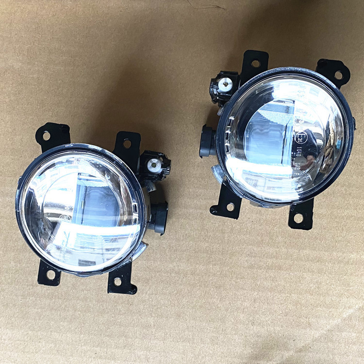 เหมาะสําหรับ Infiniti Front Anti-Fog Spotlight QX50J50J55VQ25Q50LV37 VQ37V36G25G35G37