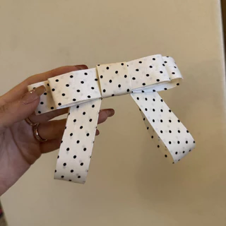 Influencer ins สไตล์ High-End กิ๊บติดผม Headdress Hairpin อุปกรณ์เสริมผม Bow Polka Dot กิ๊บติดผม Bangs คลิปฤดูใบไม้ผลิด้านข้างคลิป
