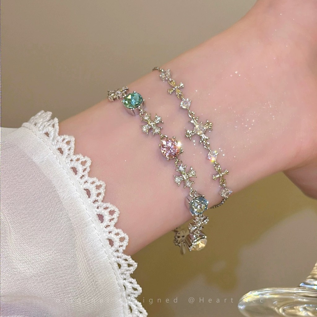 กำไลข้อมือรูปไม้กางเขน สไตล์มินิมอลสำหรับผู้หญิง เครื่องประดับที่ดูดีมีระดับและสง่างาม