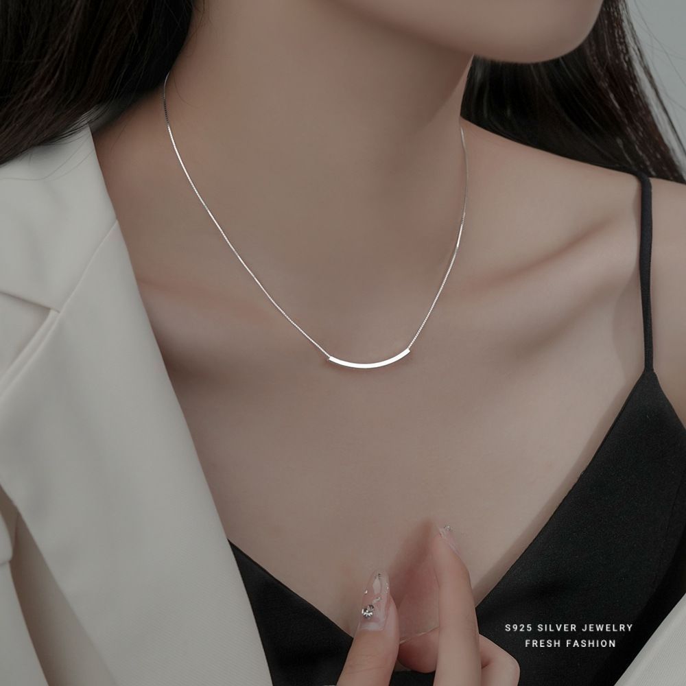 S999 เงินสเตอร์ลิงหักสร้อยคอเงินผู้หญิง S999 เงิน碎银子项链女款微锁骨链2025新款 众纯棉纯色礼物 MK55